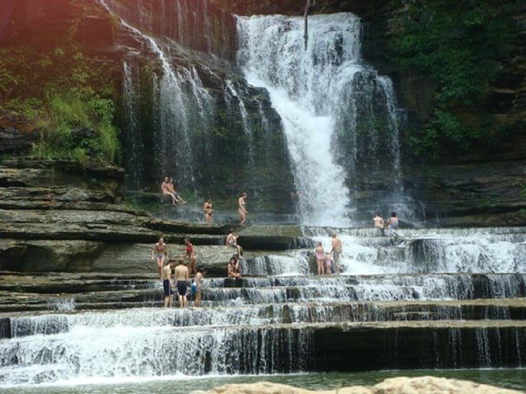 Cummins Falls Eyalet Parki Cookeville Tennessee
