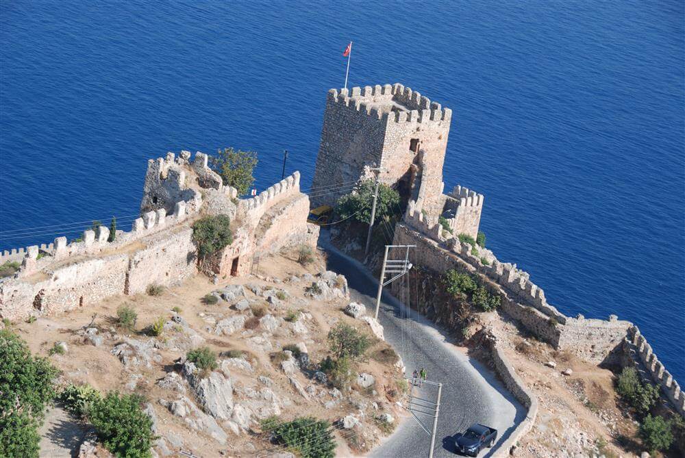 Alanya Kilisesi Nerede? Tarihi Geziyoo.co