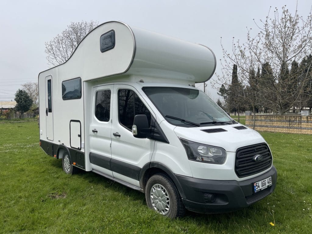 Ford Transit Karavan (Avantajları,Dezavantajları,Özellikleri)