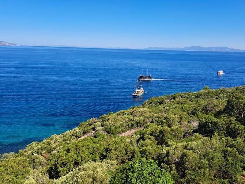 Kusadasi Icmeler Koyu Kamp Alani 4