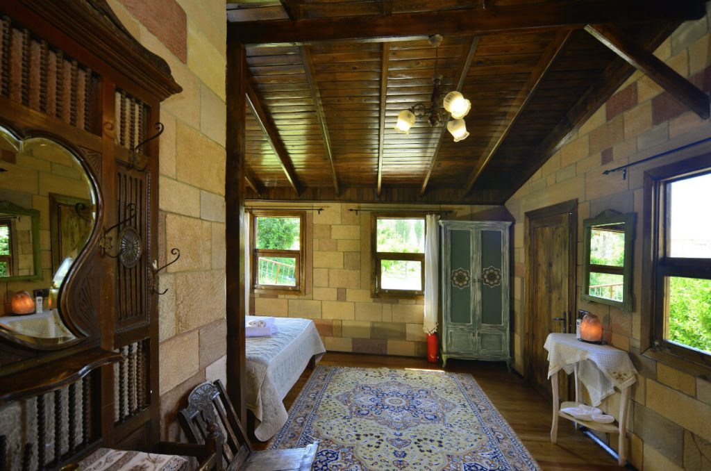 Şirince Salkım Konakları İzmir Bungalov Oteller Geziyoo.co