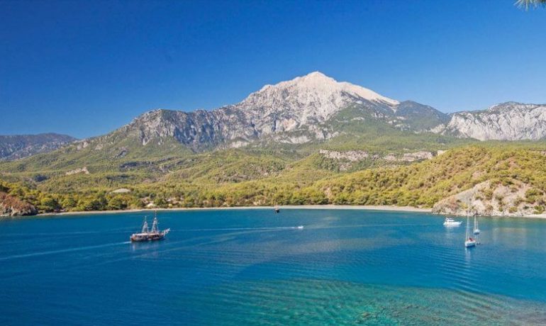 Alacasu Koyu Kamp Alanı