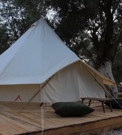 Ruina Glamping