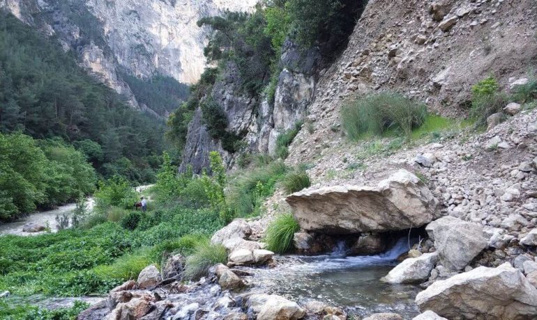 Çakıt Vadisi Kamp Alanı