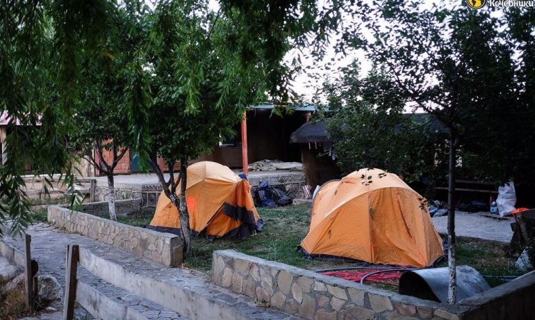 Lalezar Camping