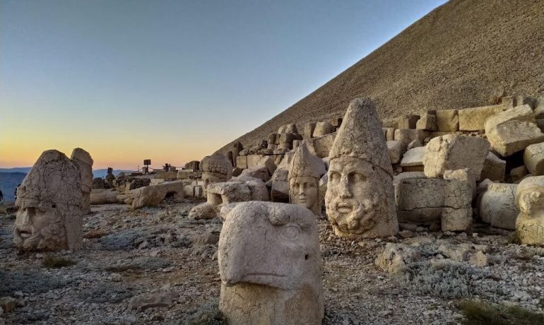 Nemrut Dağı Milli Parkı Kamp Alanı