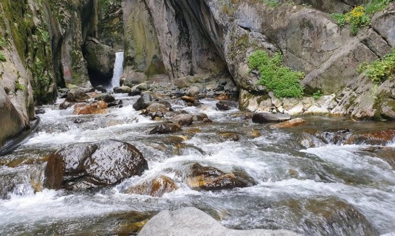 Saitabat Şelalesi Kamp Alanı