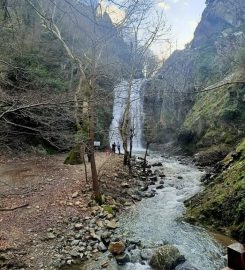 Sudüşen Şelalesi Kamp Alanı