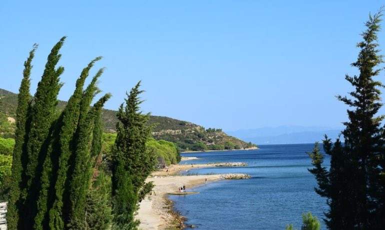 Fıstıklı Köyü Kamp Alanı