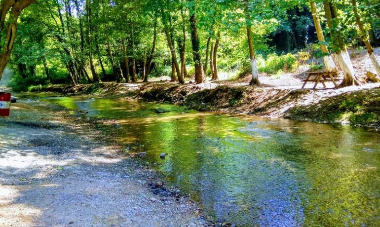 Akkaya Köyü Kamp Alanı