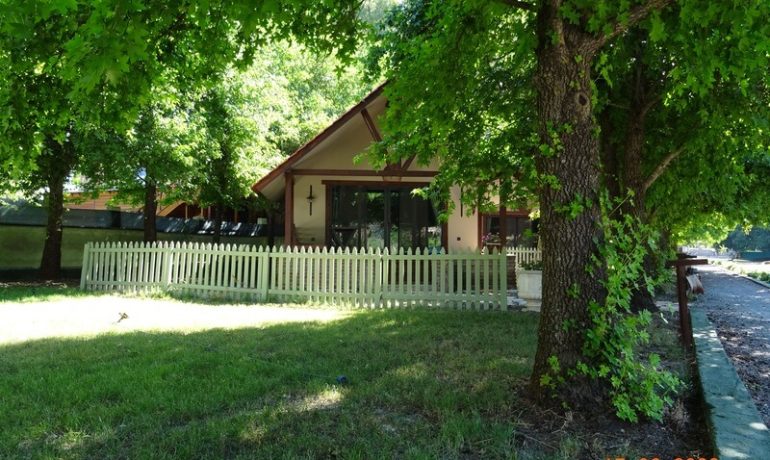 Gaia Koru Bungalows