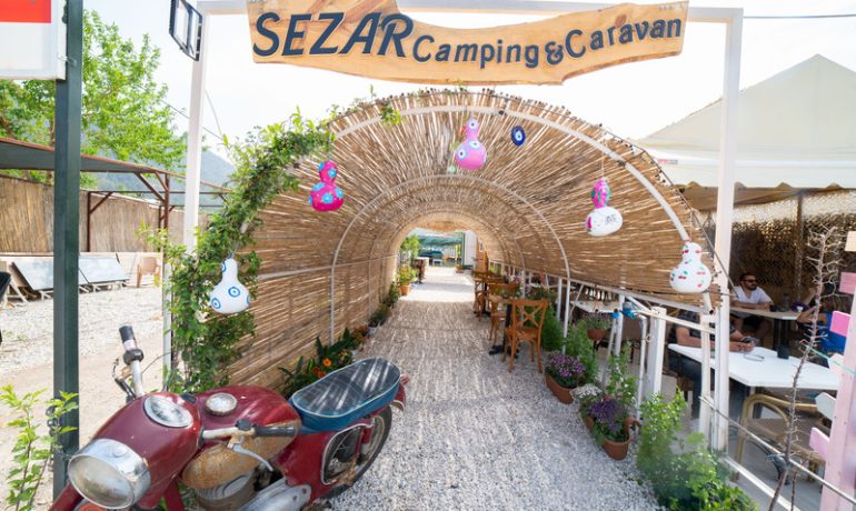 Sezar Camping