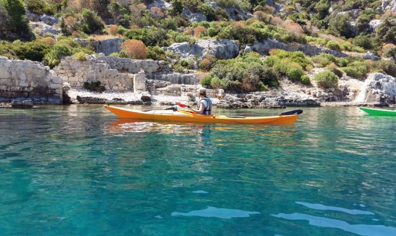 Kaş Kano Turu