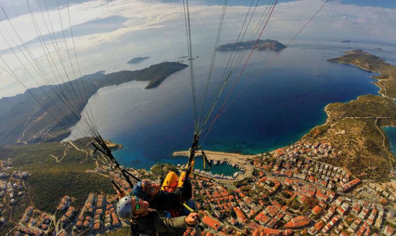 Kaş Yamaç Paraşütü Turu