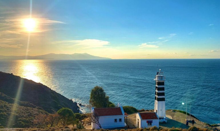 Sarpancık Deniz Feneri Kamp Alanı