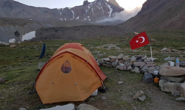 Erciyes Çobanini Kamp Alanı