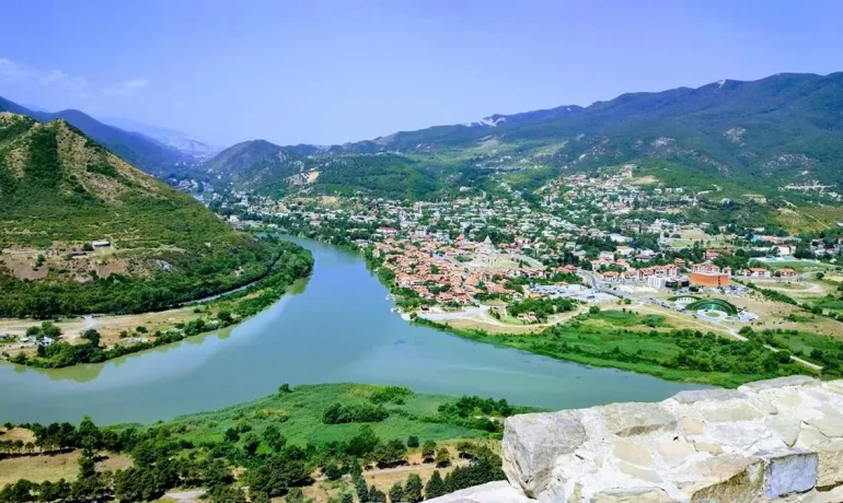 Kura Nehri Kamp Alanı