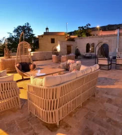 Crassus Cave Hotel