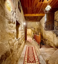 Harkasos Cave Hotel