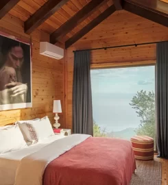 Simurg Inn (15+)