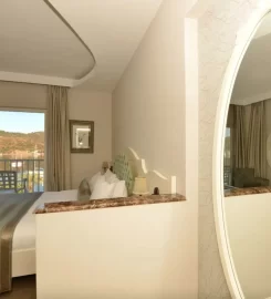 Yacht Classic Hotel