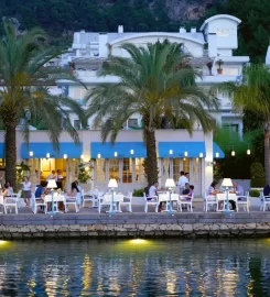 Yacht Classic Hotel