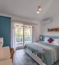 Kefi Beach & Suites