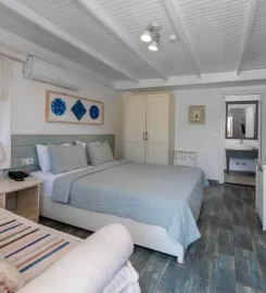Kefi Beach & Suites