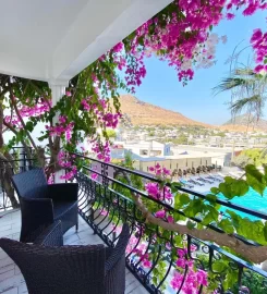 Mare Garden Hotel