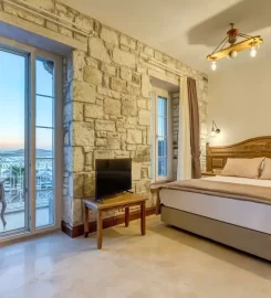 Navalia Otel