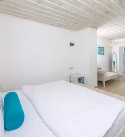 Otel Mavi Beyaz