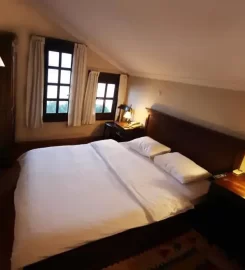 Zinos Hotel