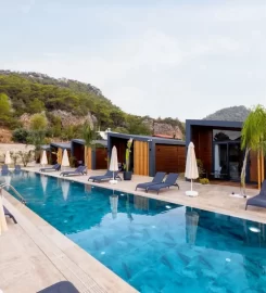 Rota Kilidonia Karaöz Suites & Villas