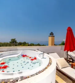 Mandarin & Mango Hotel